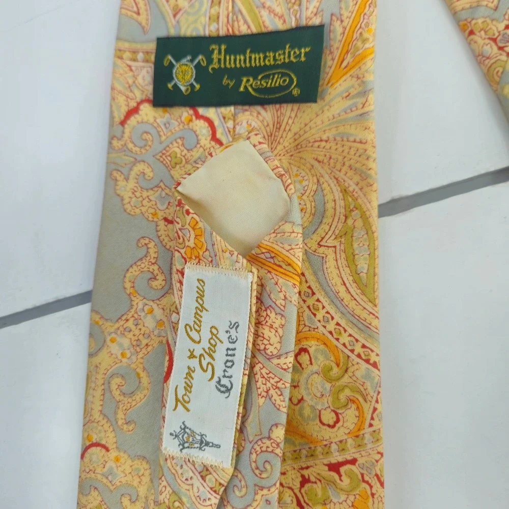 Vintage 1960s Resilio Paisley Mens Tie Yellow Red Powder Blue Pastel Paisley USA - Picture 4 of 9